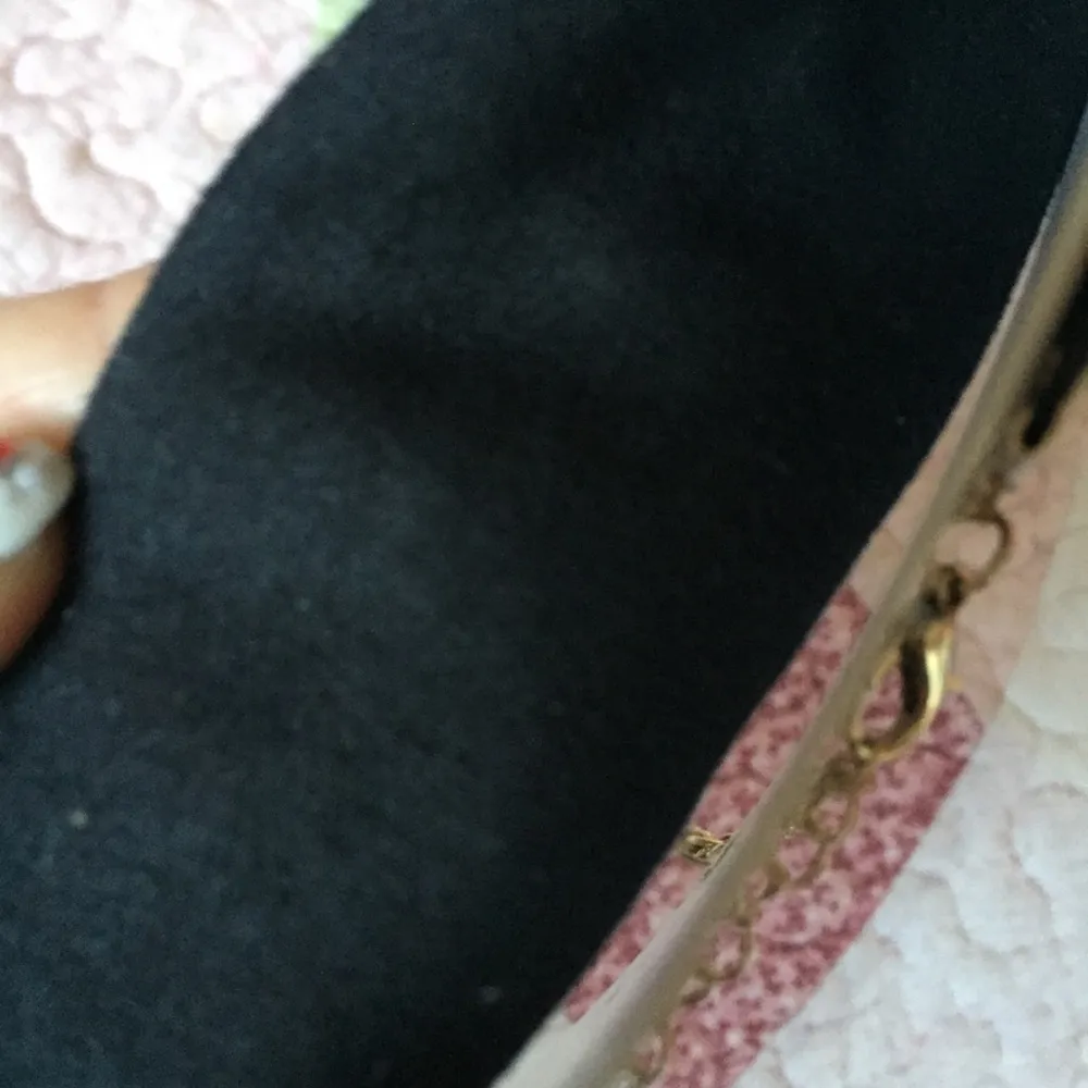 Guess suede & star chocker. - Image 3