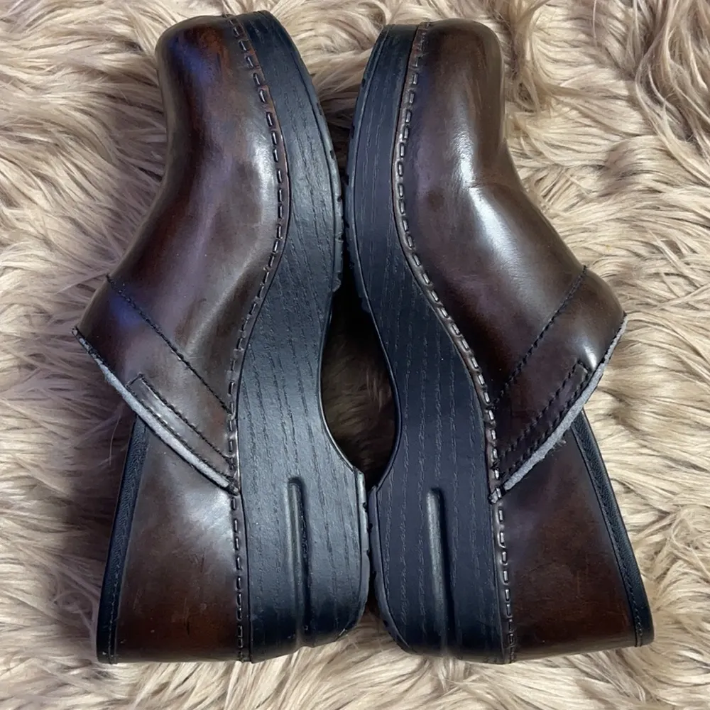 Dansko Brown Leather Clogs Size 38 (US 7.5-8) - Image 8