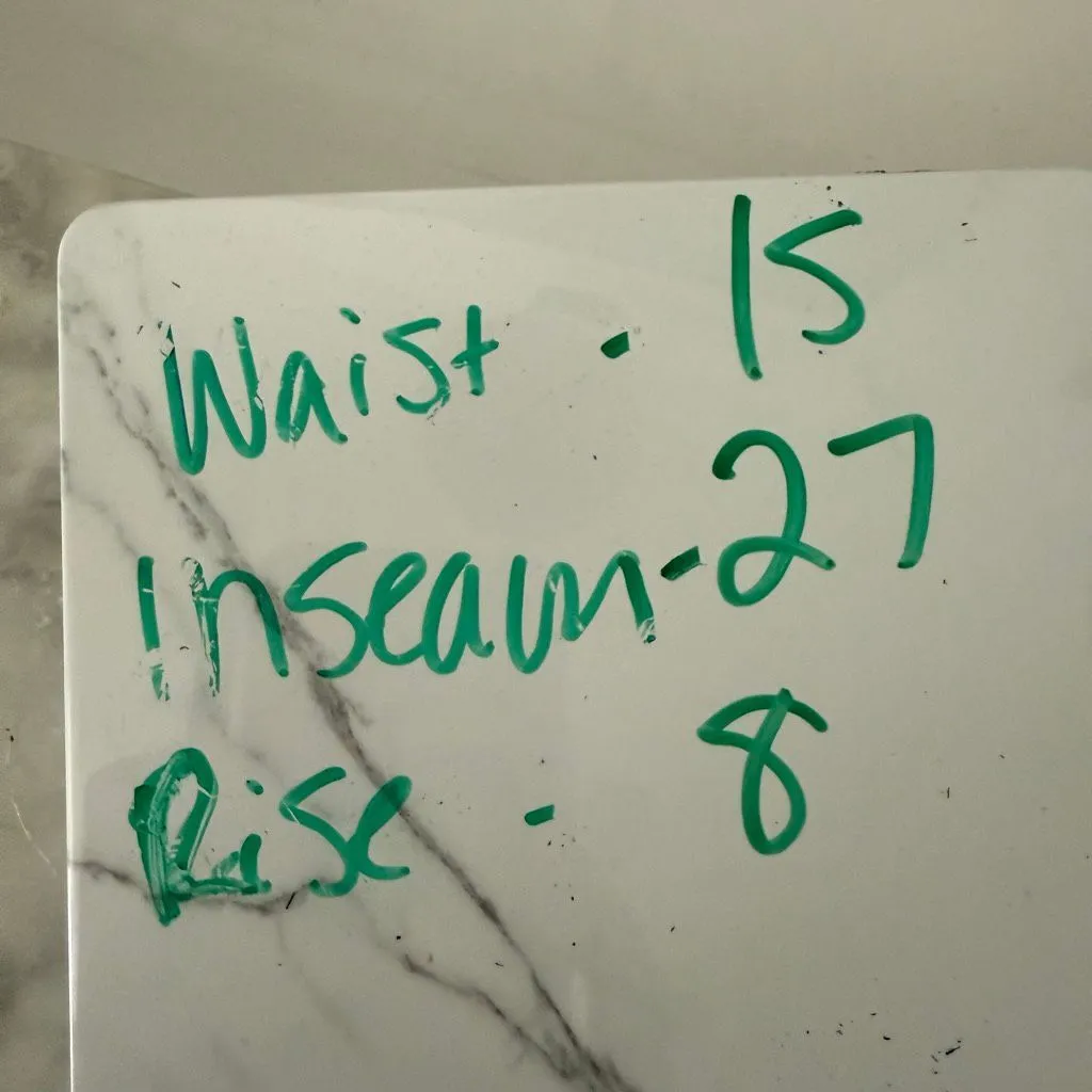 Democracy Women’s 8 Ab Technology Camo Ankle Skimmer Jeans Pants Stretchy - Image 4