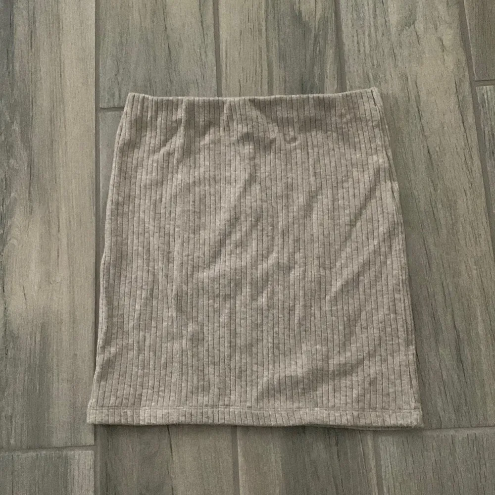 Lovers and friends Joslyn Skirt in Light Brown - Image 2