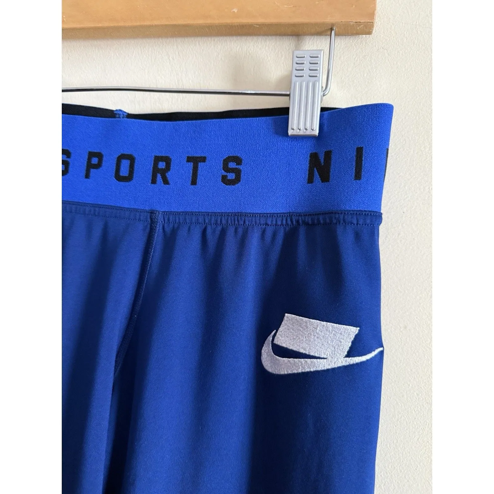 Nike Sportswear Women’s University Graphic blue void‎ workout legging Size Small - Image 3