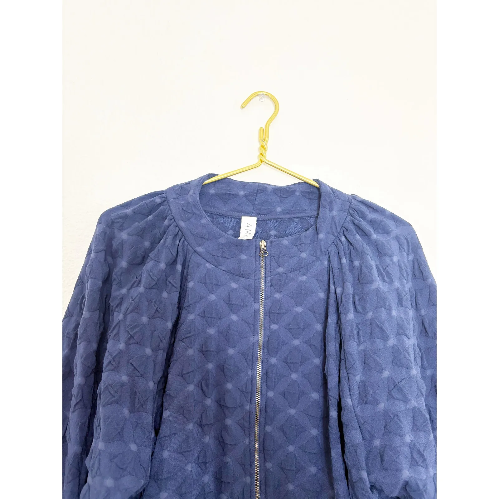 Anthropologie  Amadi Textured Bomber Jacket Medium Zip Up Oversize Minimalist - Image 5