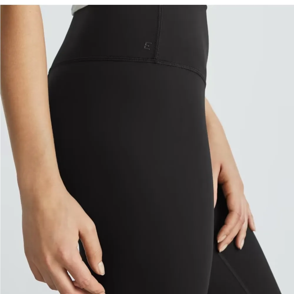 Everlane The Perform Regular Legging Black Size Large - Image 6