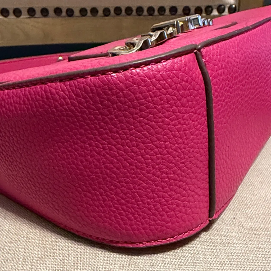 Anne Klein  Fuchsia Shoulder Bag - Image 4