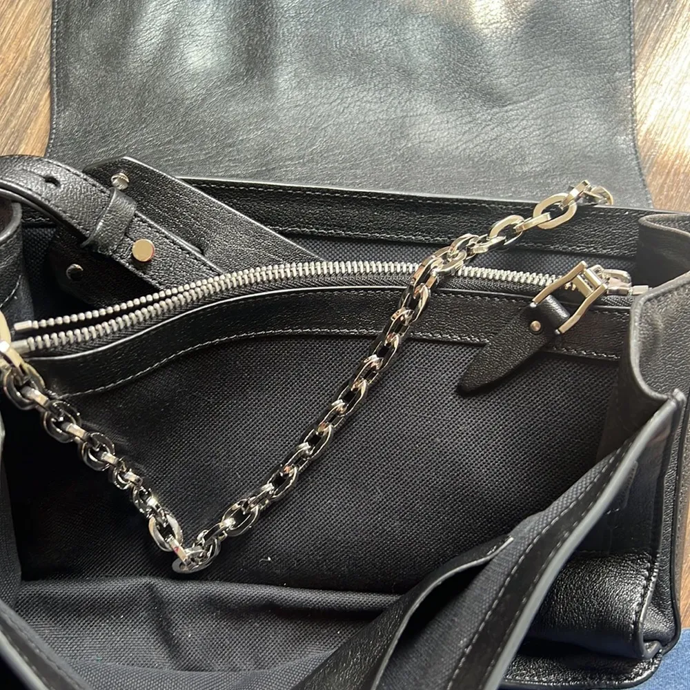 Versace Black Leather Stardust Shoulder Bag - Image 8