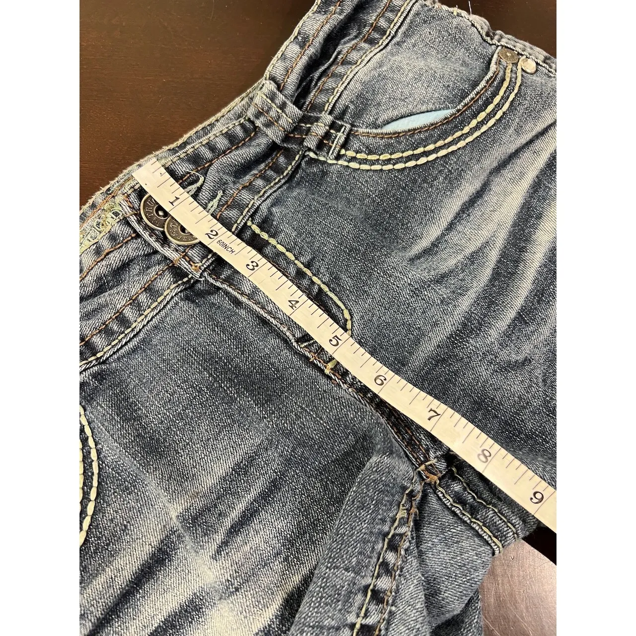 Truce Jeans Denim Bermuda Shorts Size 9 Embroidered Flap Pockets Distressed Blue - Image 12