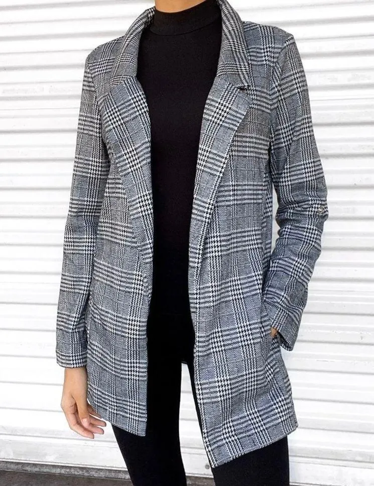 Haute Monde Gray Plaid Blazer - Image 3