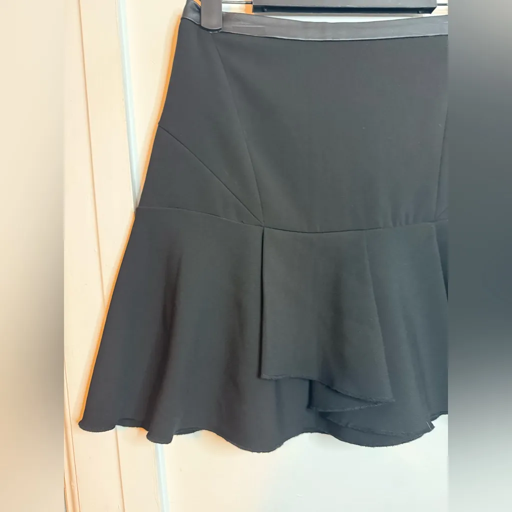 Xoxo Black Faux Leather Trim Y2K Ruffle Mini Skirt - Image 5