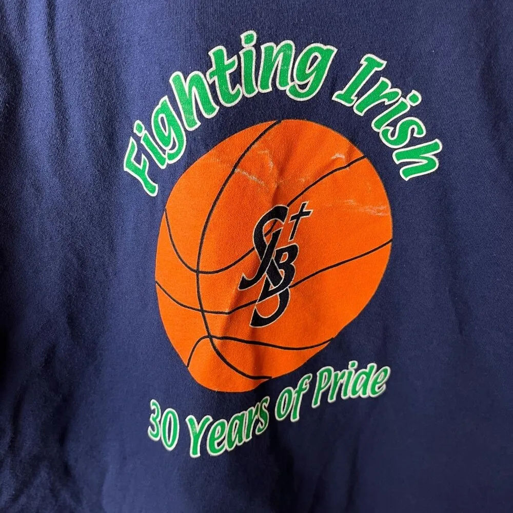 Vintage Y2K Fighting Irish T Shirt Blue XL Extra Large Clover Graphic Tee - Image 12