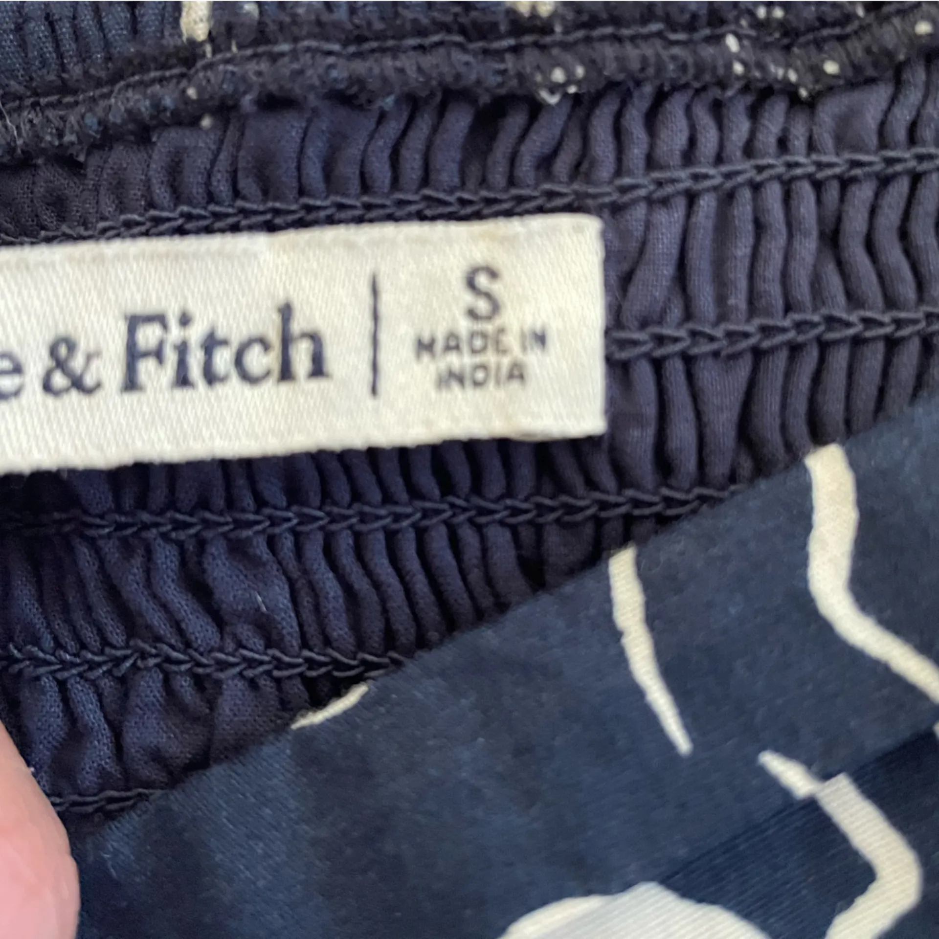 Abercrombie & Fitch Emerson Poplin Cotton Midi Dress in Small - Image 4