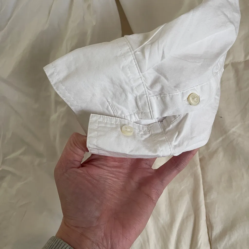 Sundance White Cotton Pleated Front Button Up Shirt Women’s Sz M - Image 4