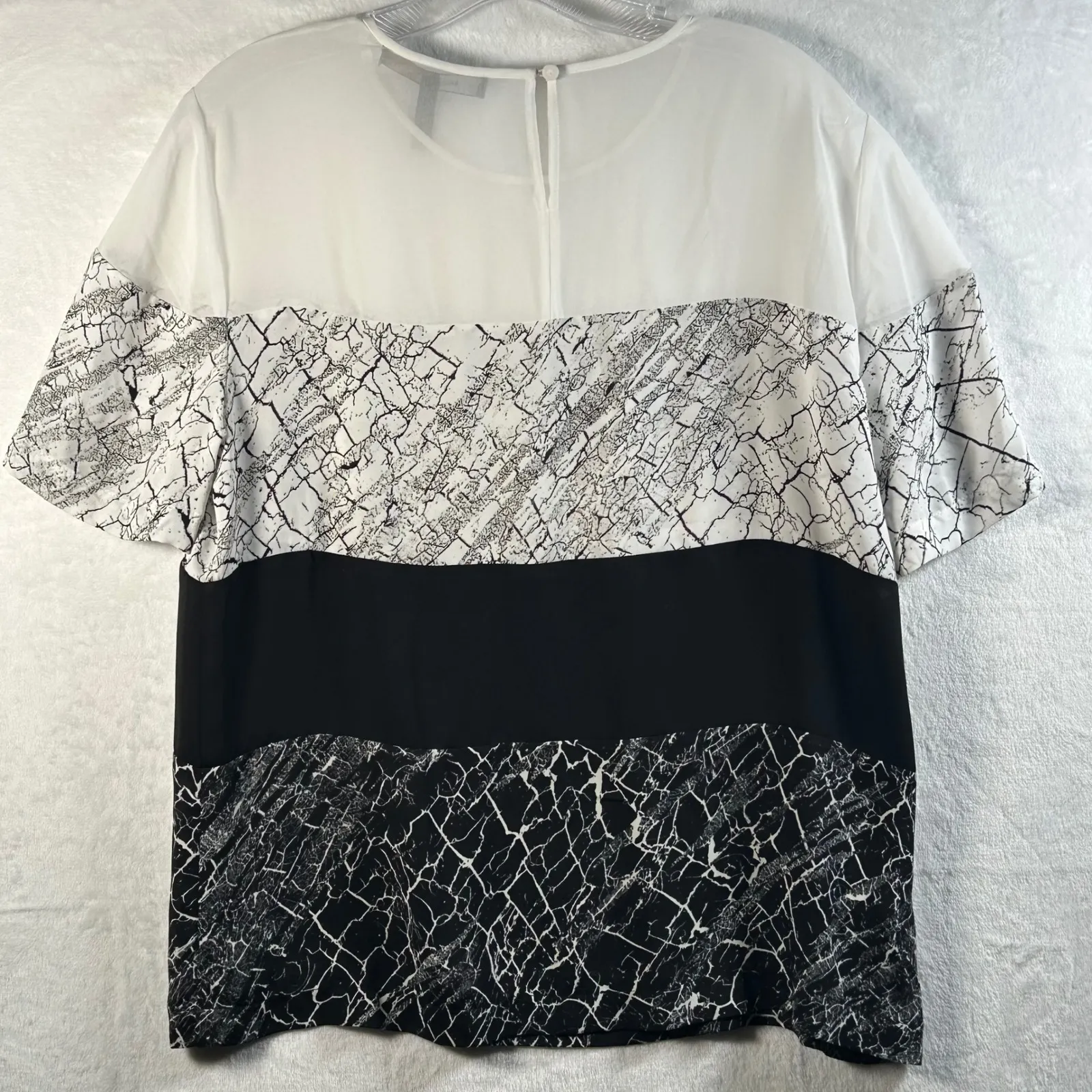BCBGMAXAZRIA Caleste Black White Graphic Print Color Block Top M - Image 6