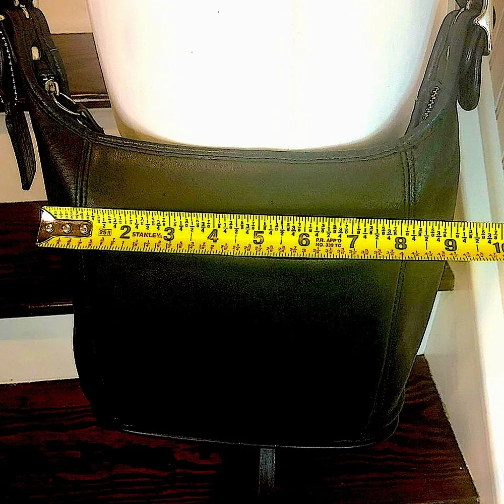 Vintage COACH Black Leather Slim Duffle Sac Convertible Crossbody Shoulder Bag - Image 9