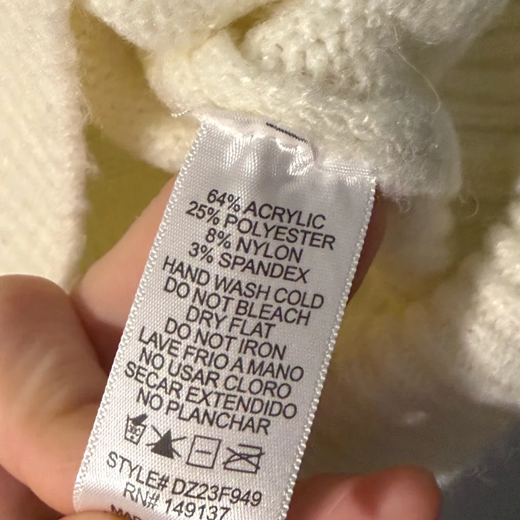 ✨ Double Zero Mock Neck Oversized Sweater – Spicy Small - Image 4