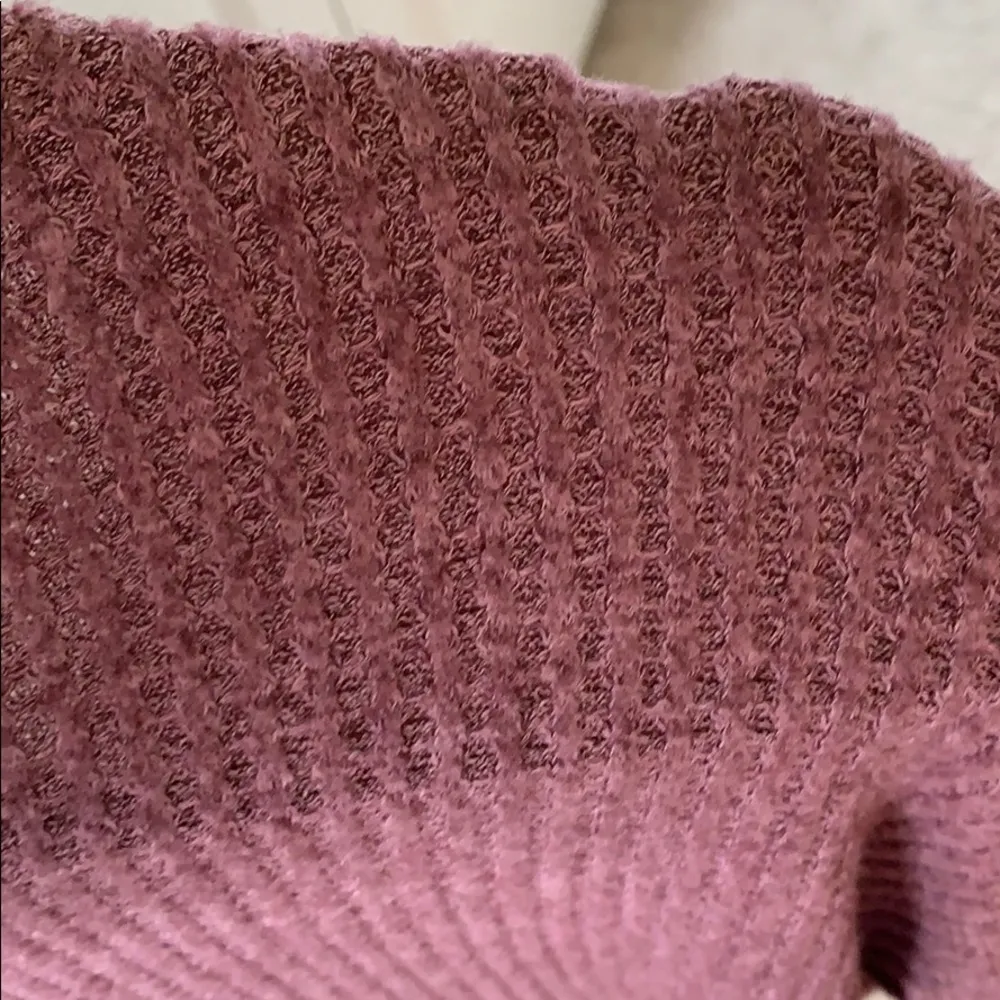 American Eagle Purple Waffle Long Sleeve Shirt - Image 6