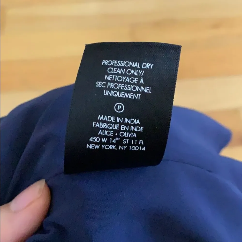 EUC Alice Olivia Pammy eyelet embroidered dress - Image 8