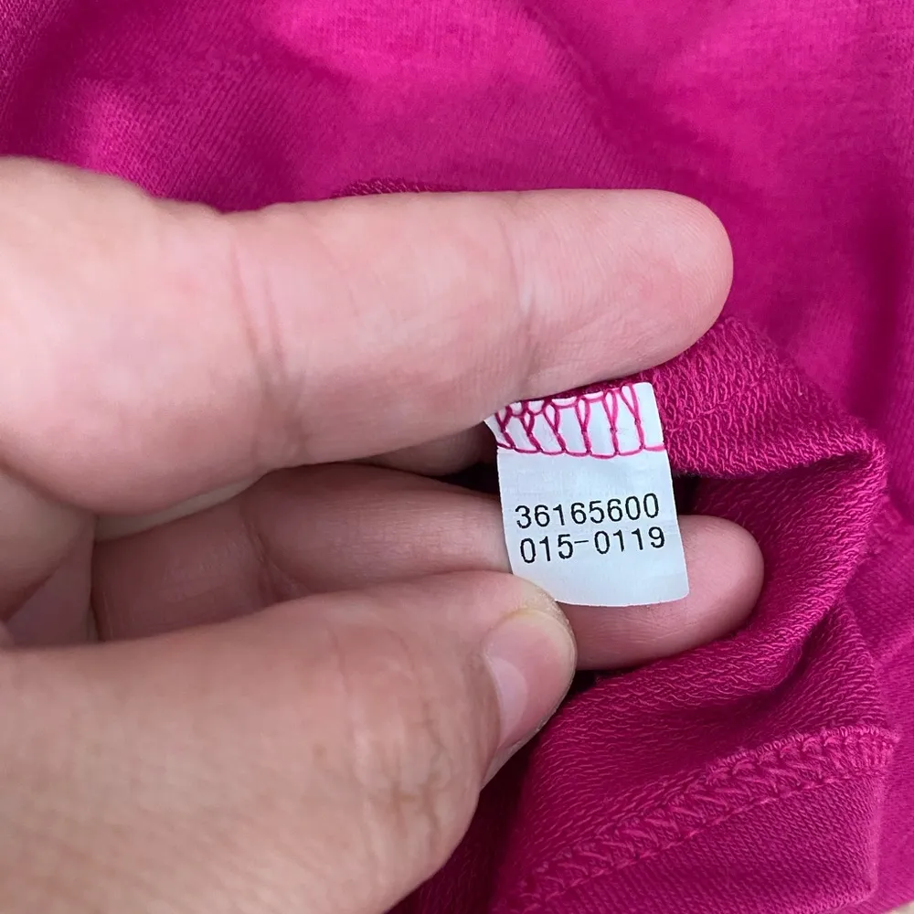 💥Time and Tru Vibrant Pink Casual T - Image 6