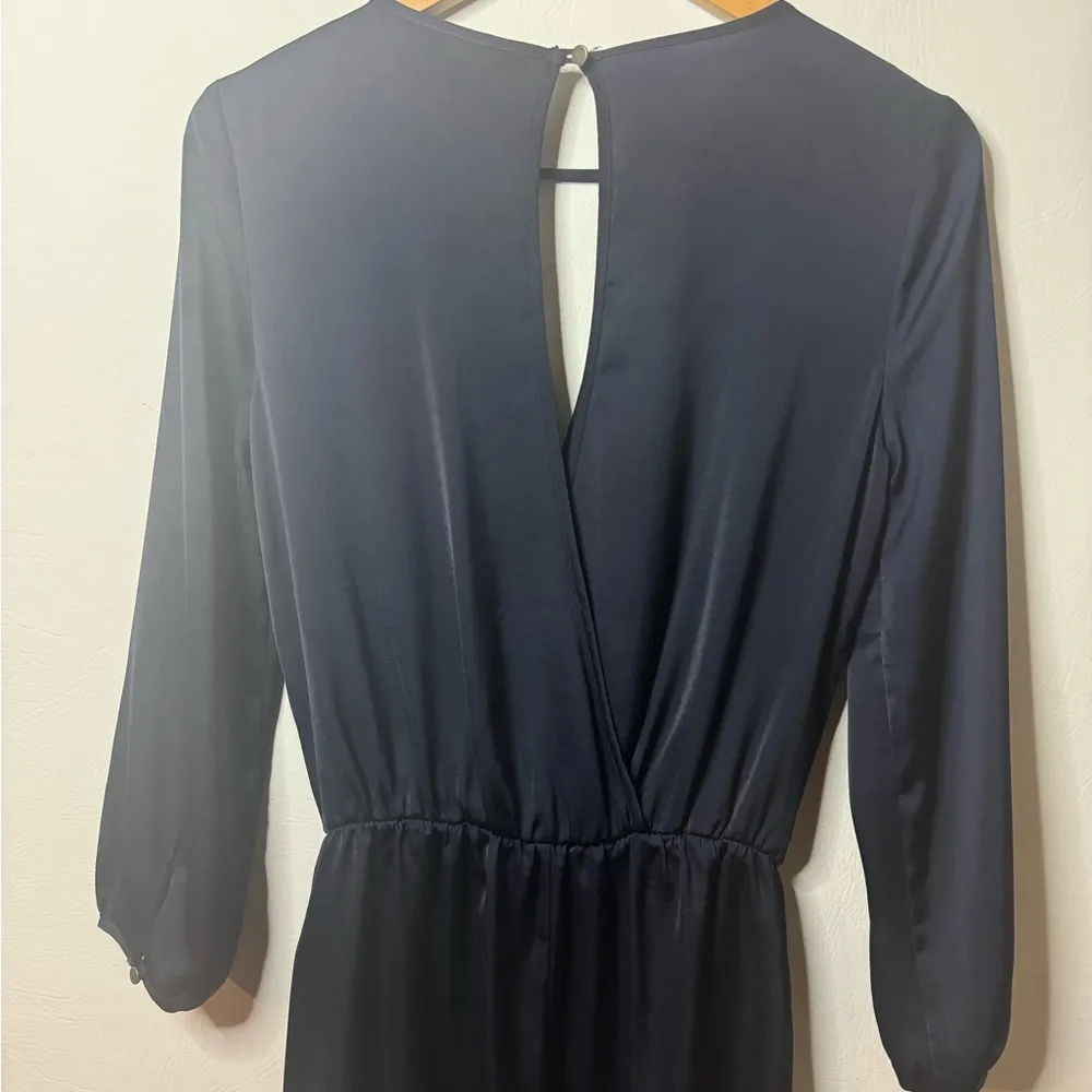 Forever 21 satin blue deep Vneck long sleeve Midi Dress small - Image 5