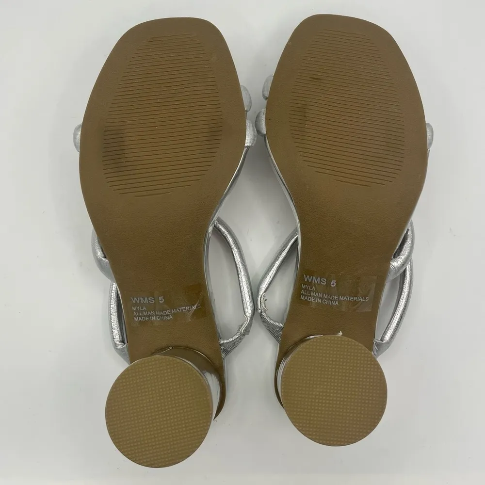 Dolce Vita Myla strapy slip on block heel silver sandals women Size 5 - Image 9