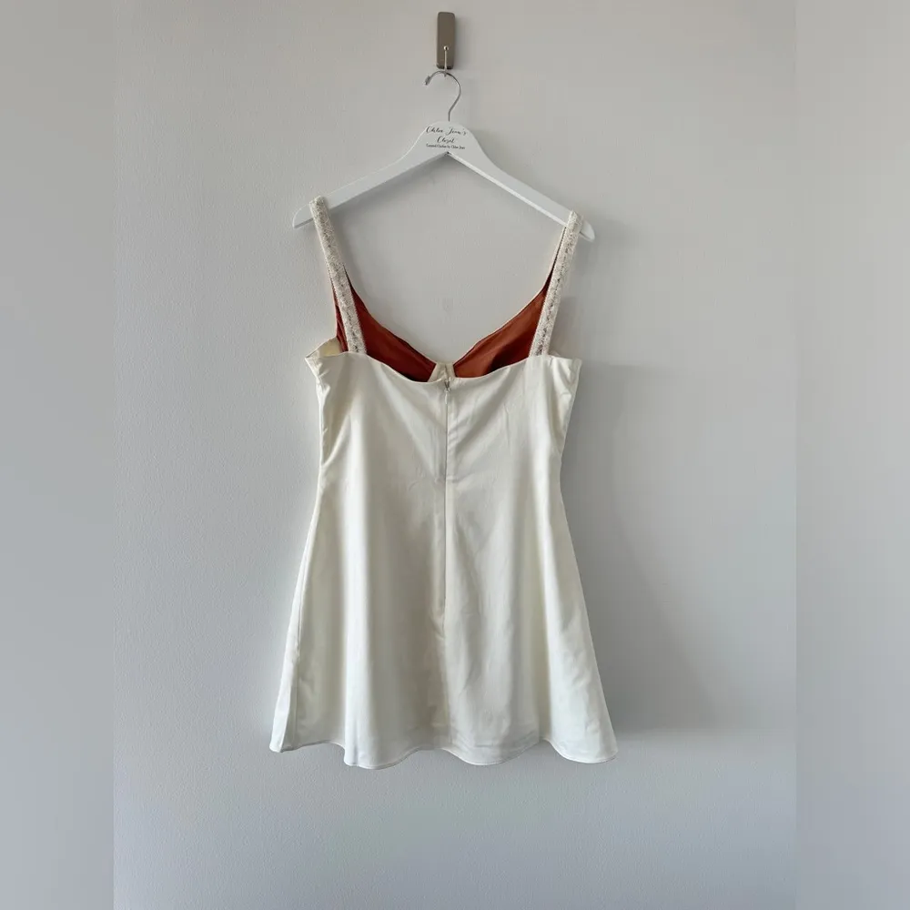 HOUSE OF CB Cassandra White Lace Satin Mini Dress L - Image 12