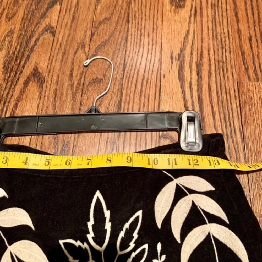 Anthropologie Odille Vintage Suede Embroidered Floral Patterned Tulle Skirt Sz 2 - Image 8