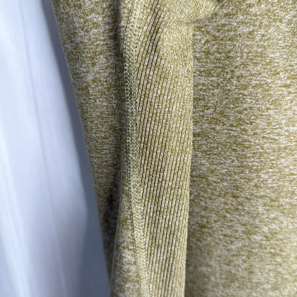 Women’s Athleta Uptempo ll Hoodie Sweatshirt in Tapestry Gold W1747 Sz S - Image 7