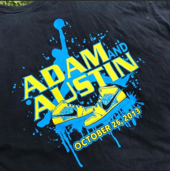 BLACK BLUE AND YELLOW  AIR JORDAN GRAPHIC TEE - Image 2