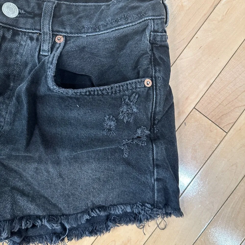 FREE PEOPLE WE THE FREE Distressed Cut Off Black Denim Jean Shorts - 27 - Image 3