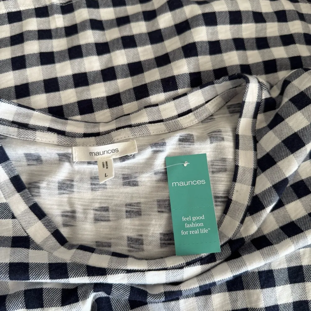 Maurices Black and White Checkered Short Sleeve Top - Image 11