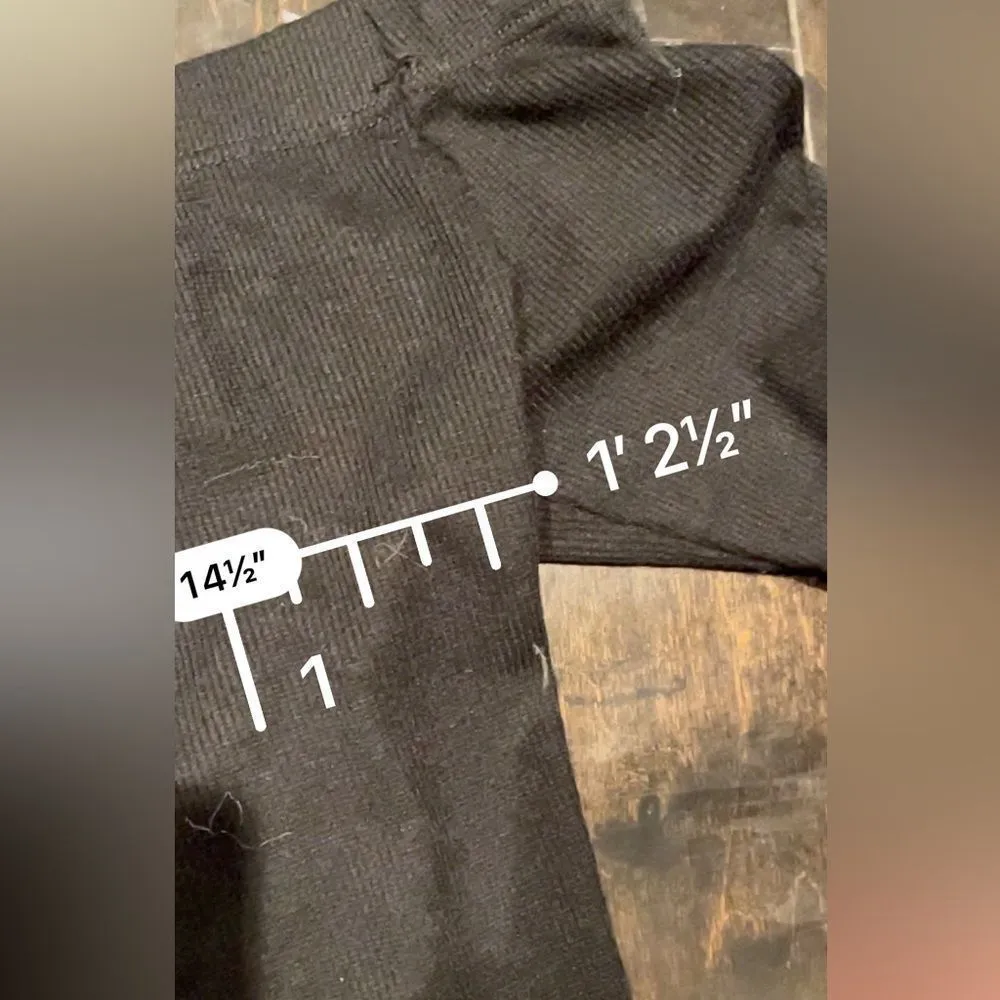 Live in the Moment BLACK RIBBED OFF THE SHOULDER BUTTON FRONT CROPPED TOP IN SIZE LARGE - Image 9