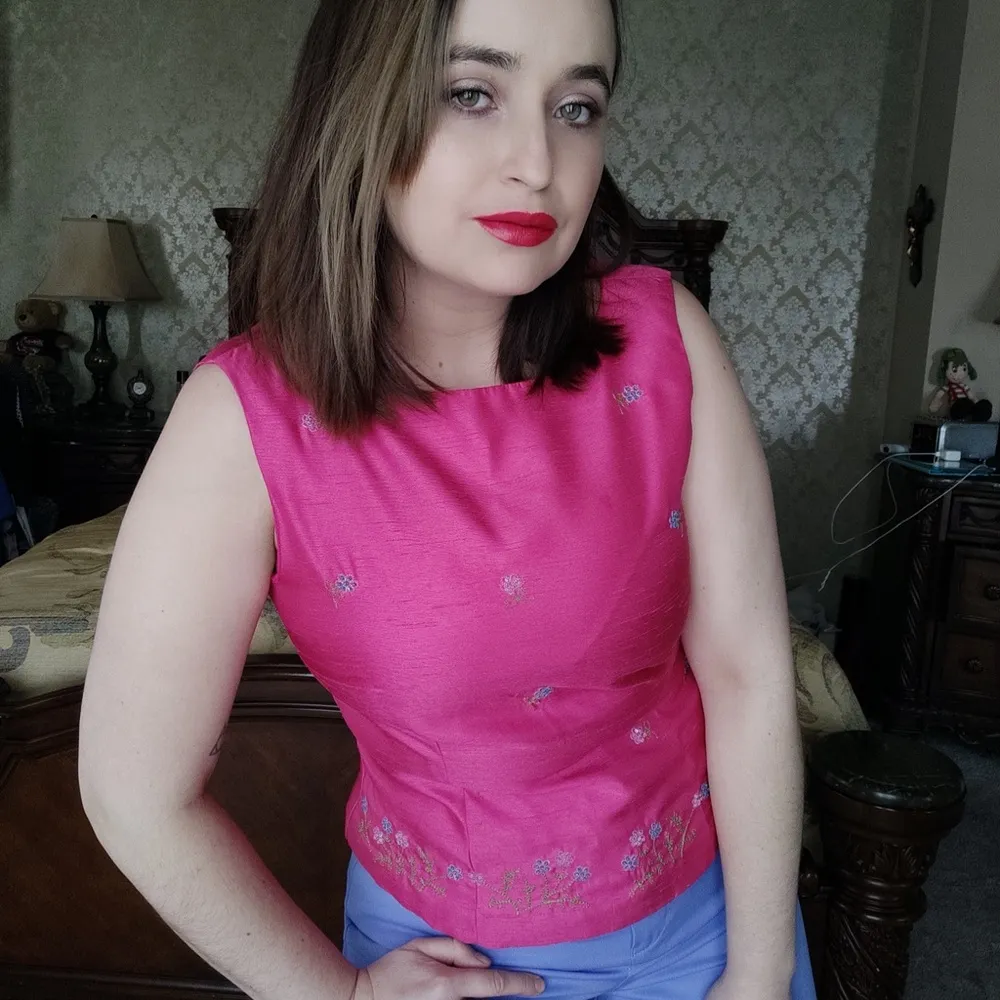 SCARLETT 90s 00s pink embroidered flowers top S - Image 2