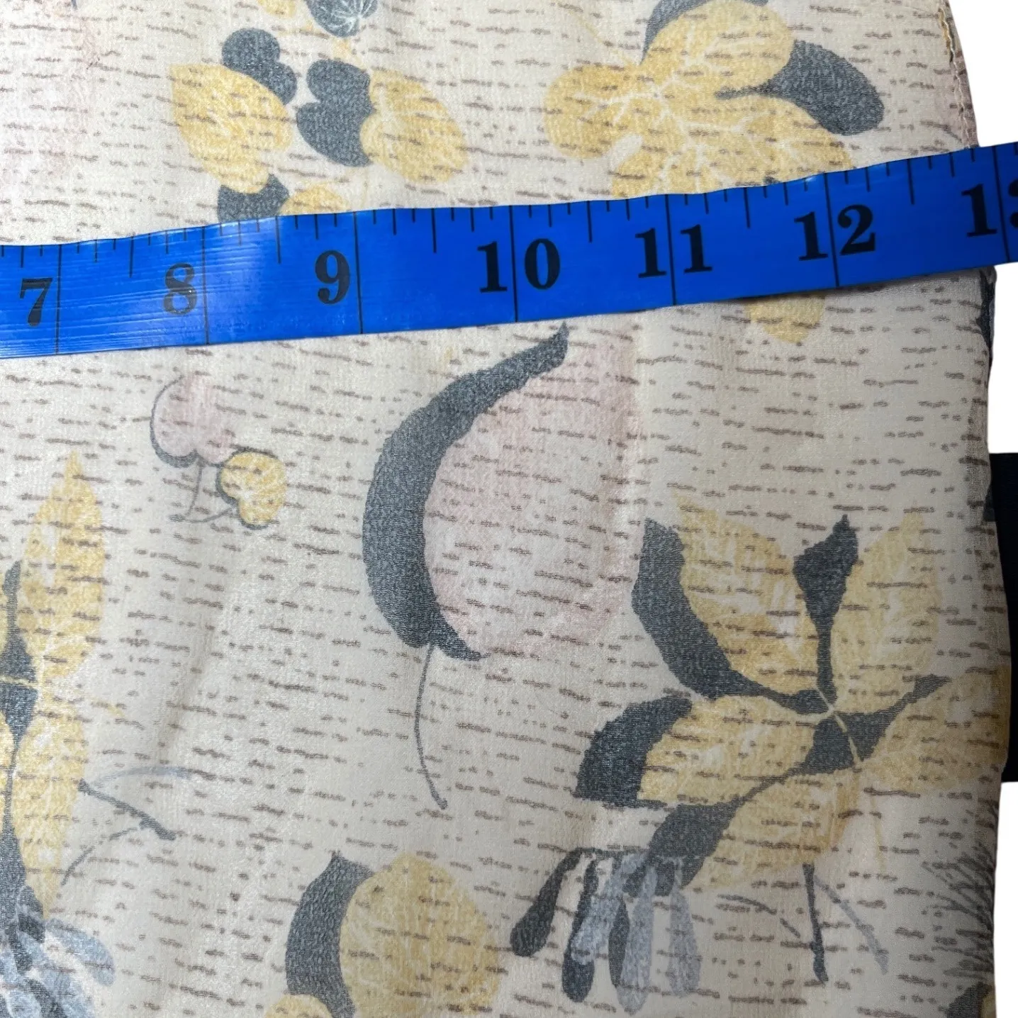 Abstract Leaf Print Silk Scarf Gray Green Yellow Kenneth Cole New York - Image 7