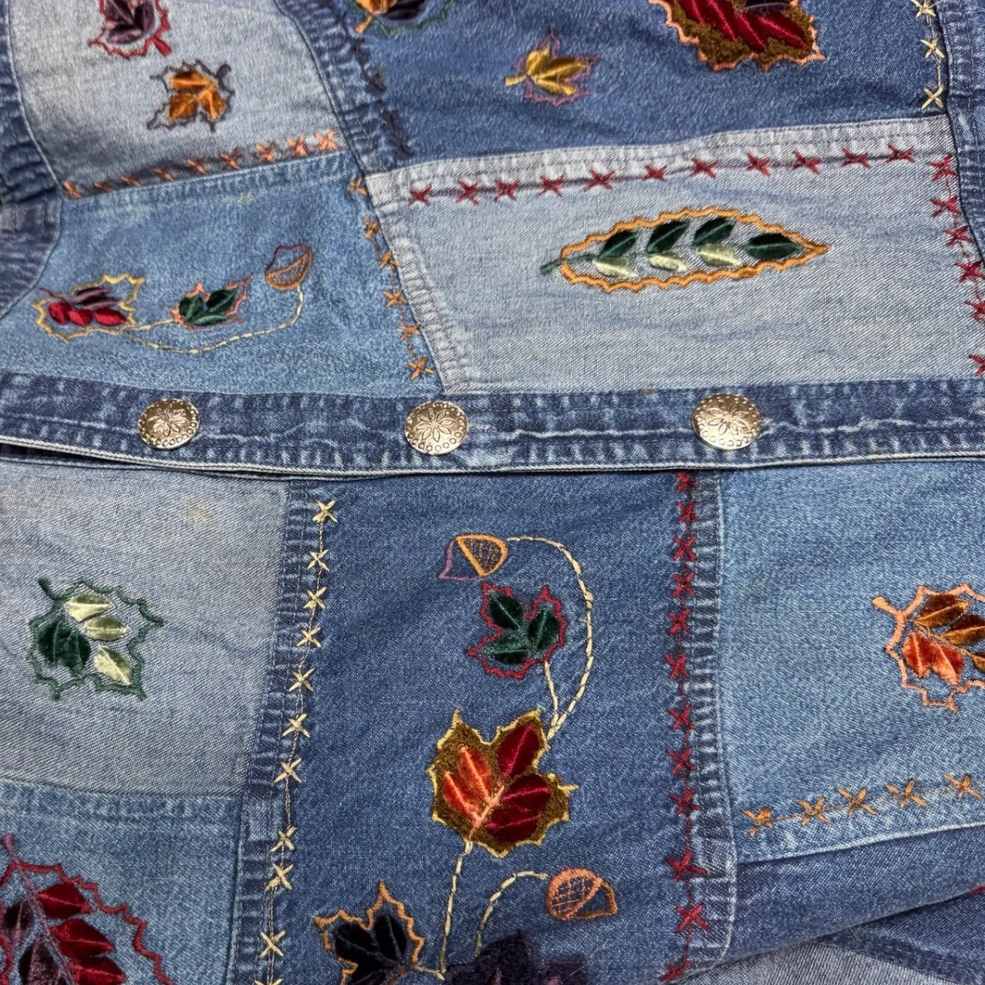 Vintage Sara Studio Denim Jacket Patchwork Leaf Embroidery Women Size M Blue Size M - Image 4