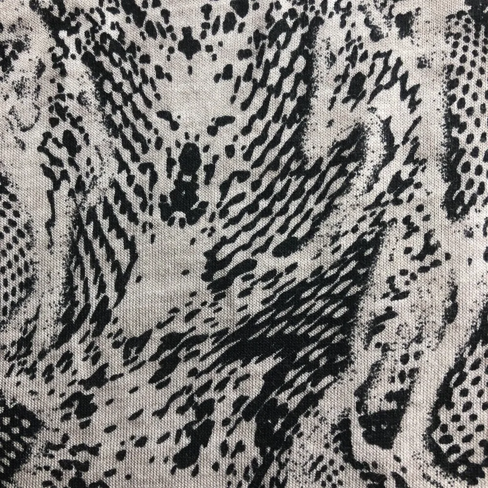 Moon Snake V-Neck Twist Front Top - Size Small - Image 12