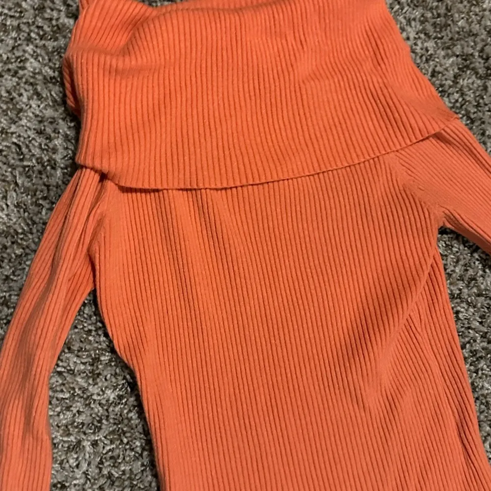 Stretch KILKY Boutique Coral Fall Winter Sweater Size M - Image 3
