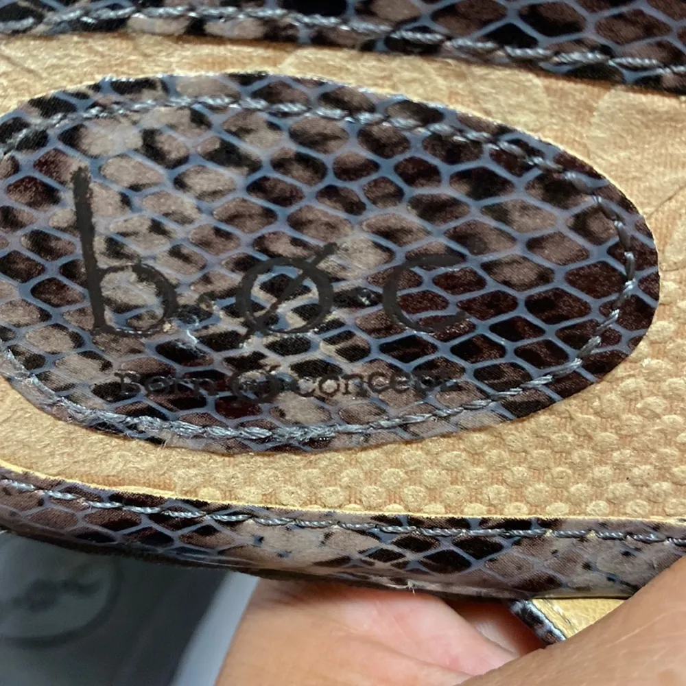 b.o.c. Brown sandals Size 8 - Image 7