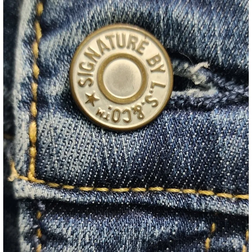 Signature Levi Strauss & Co. Denim Jeans‎ Bootcut Dark Wash  Size 12 - Image 6