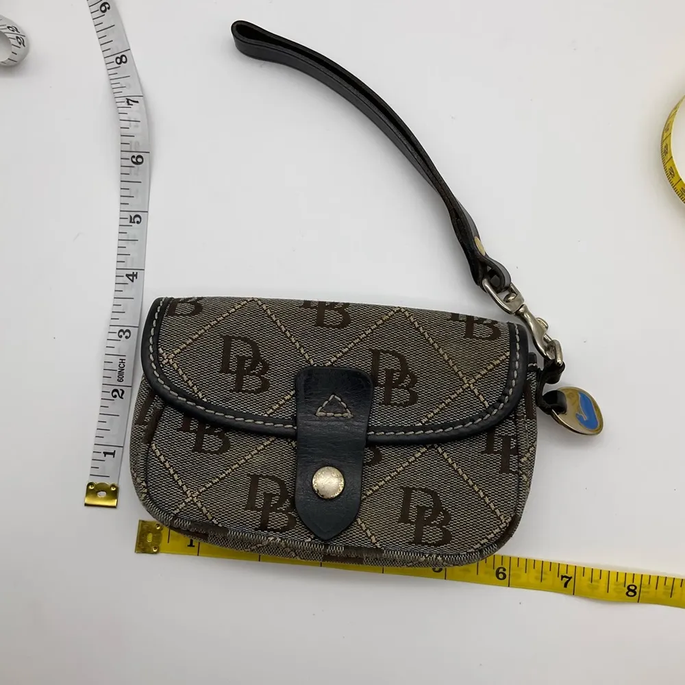 DOONEY AND BOURKE WRISTLET POUCH - Image 6