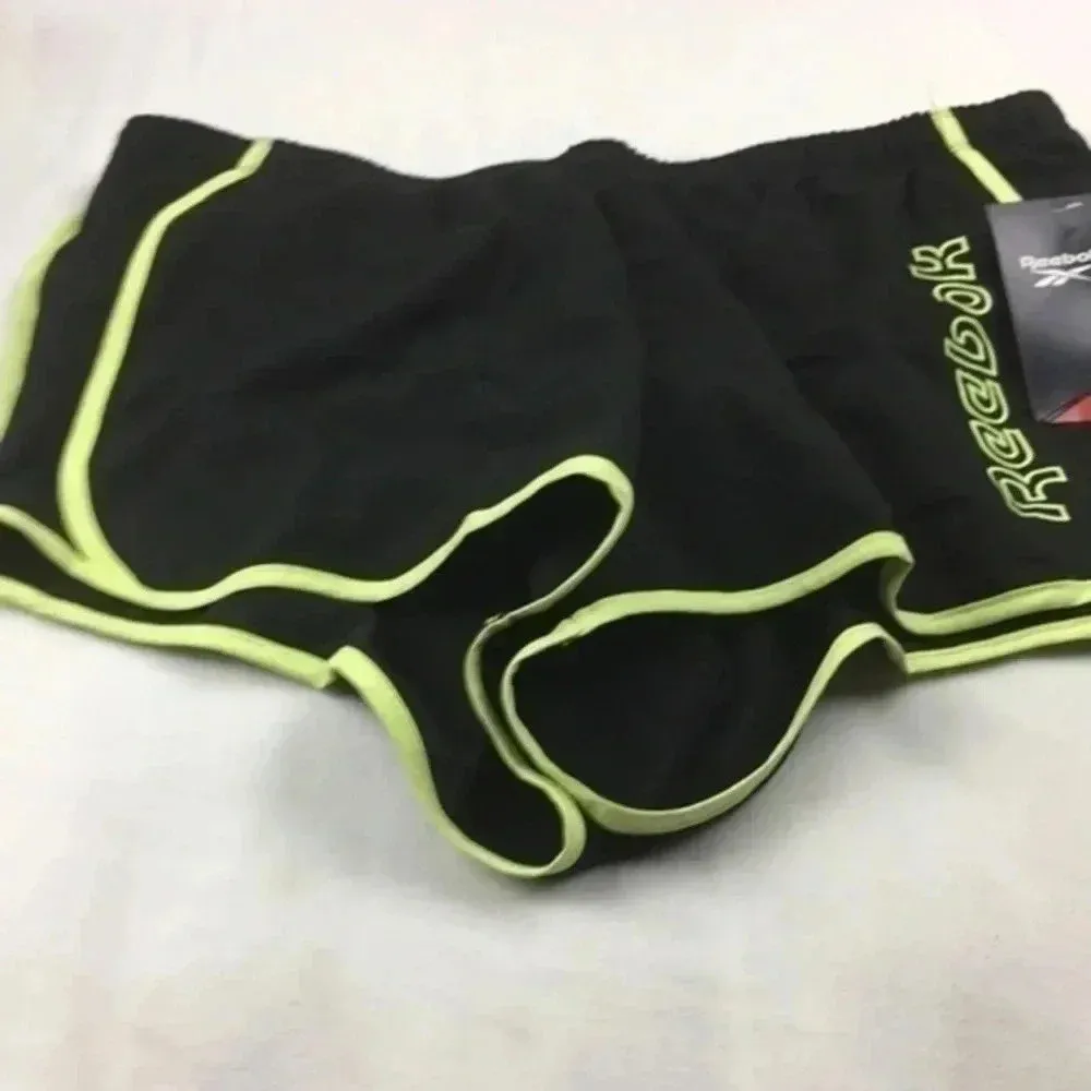 Reebok ladies shorts L - Image 3