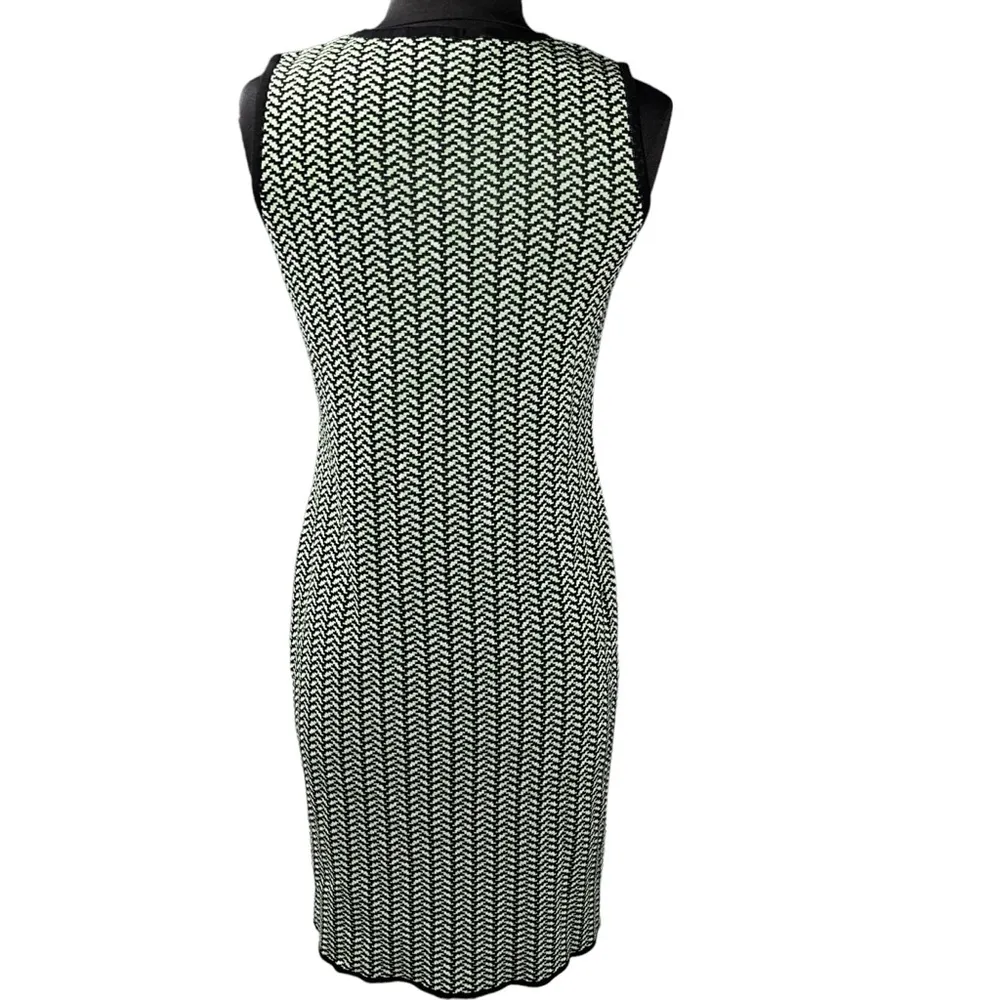 Exclusively Misook Green Printed Stretch Acrylic Sleeveless Bodycon Dress XS - Image 3