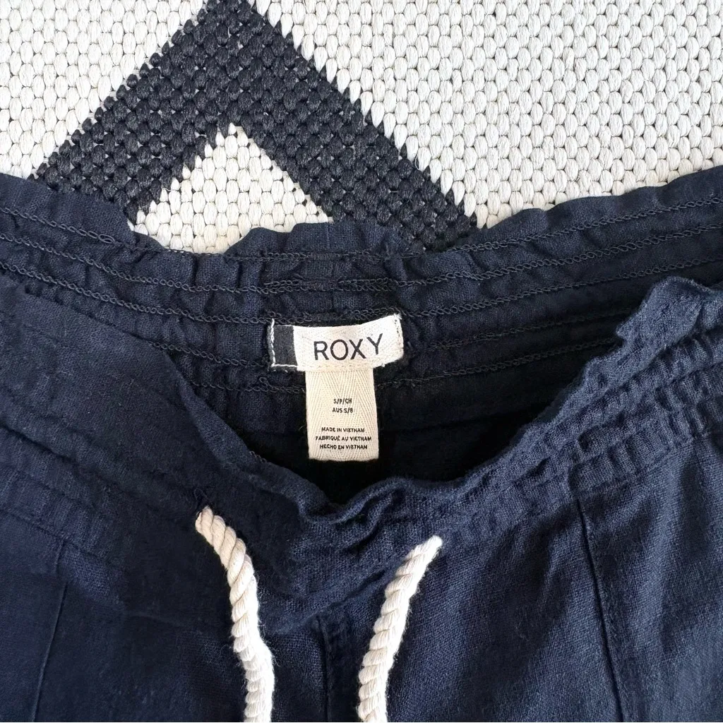 Roxy Oceanside Linen Blend Flare Beach Pants in Black Small - Image 14