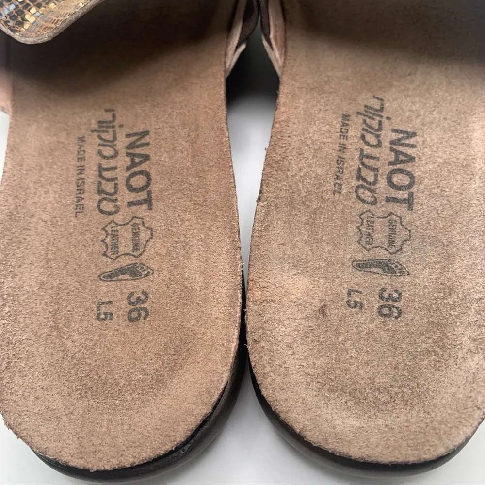 Women's Naot Skylar snake skin multicolor sandal slip on leatherNWOB 36 US5 1299 Size 5 - Image 5