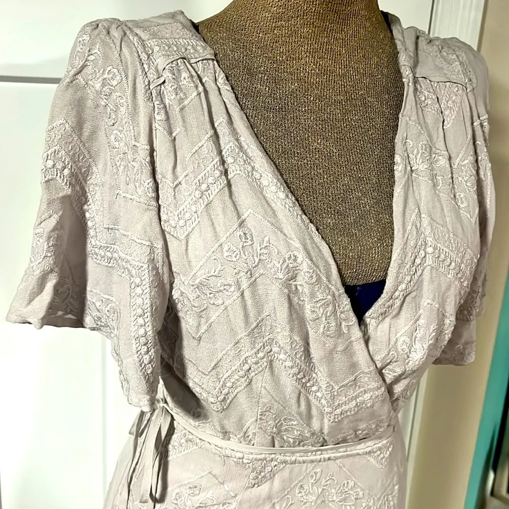 Astr the Label Midi Wrap Dress Size S - Image 3