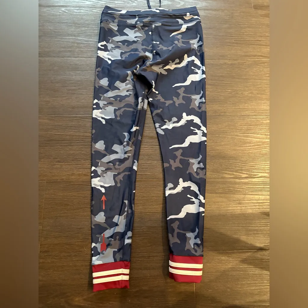 THE UPSIDE marine midi pant in indigo camo size‎ 8 Blue - Image 4