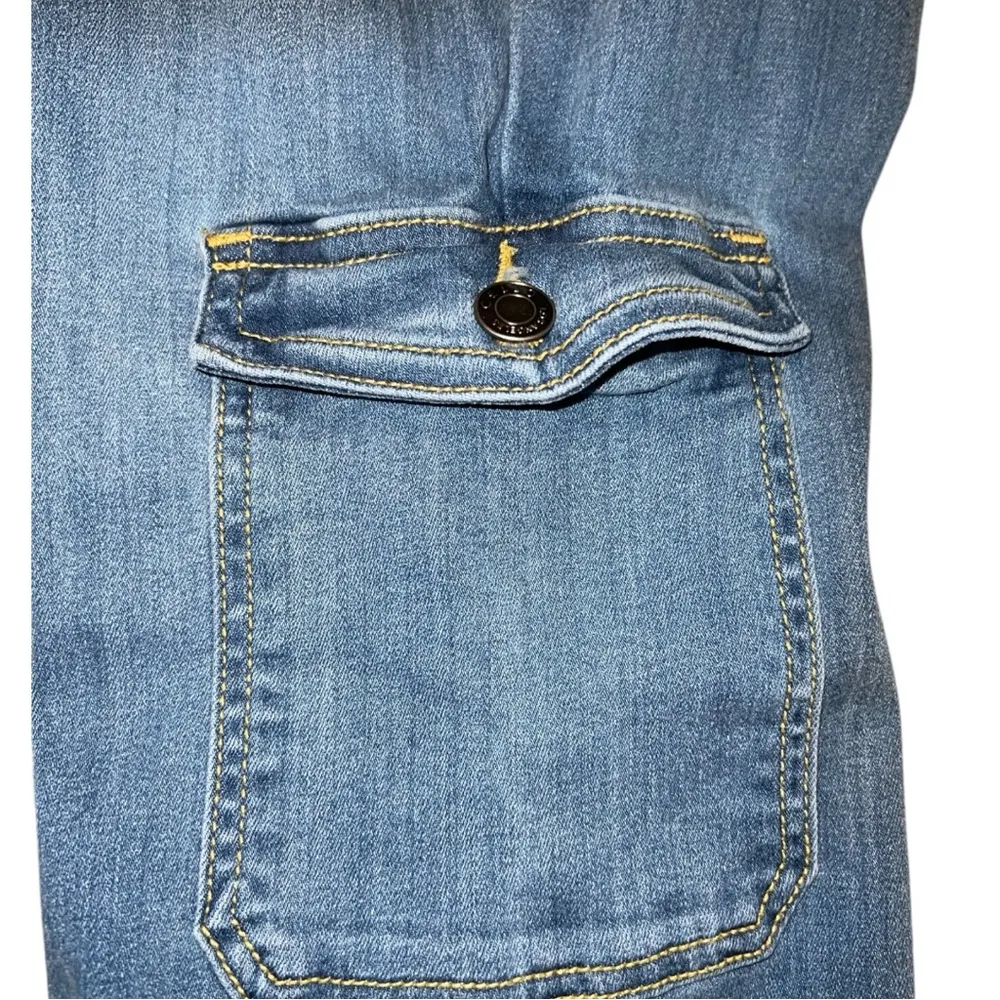 Women's Blue Flared Jeans - Image 8