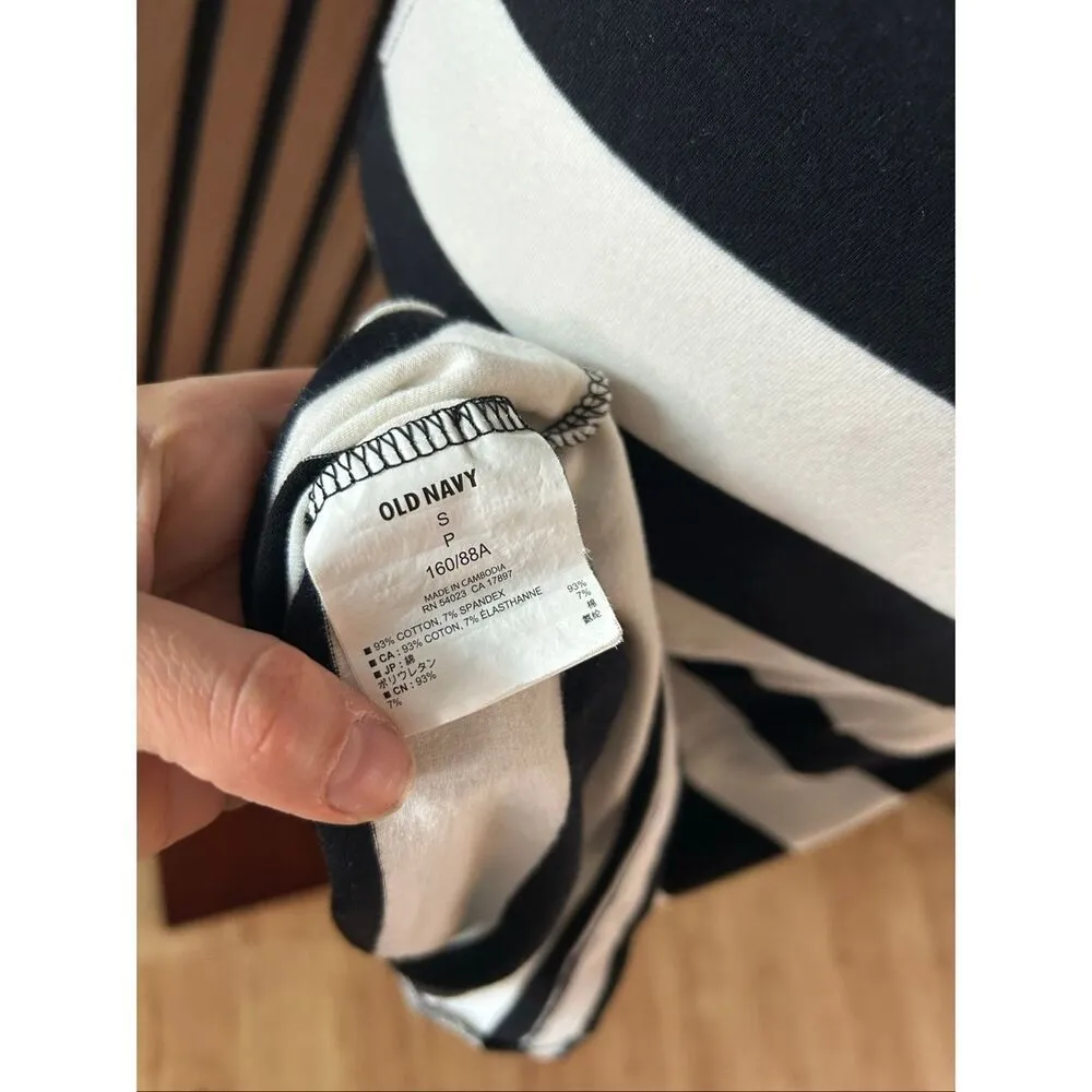 Old navy dress stilled black and white cotton stretchy comfy dress size small - Image 4