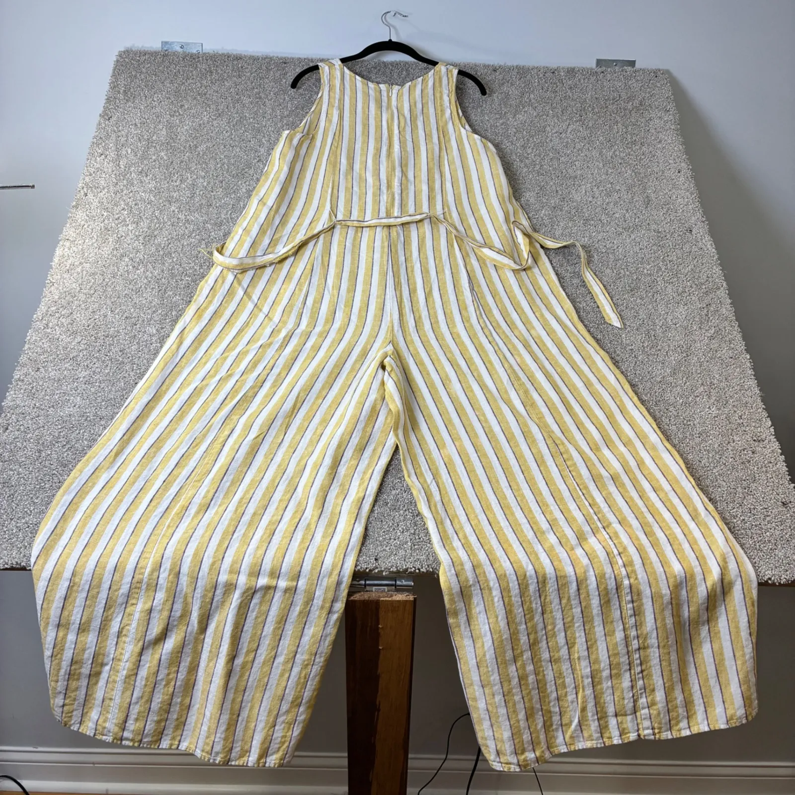 Rachel Zoe Linen Jumpsuit Wide Leg Striped‎ Sleeveless Casual Vacation Size 12 - Image 2