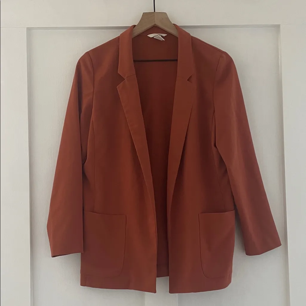 H&M Open Front Lightweight Blazer Pockets in Rust Orange Size 8 - Image 2