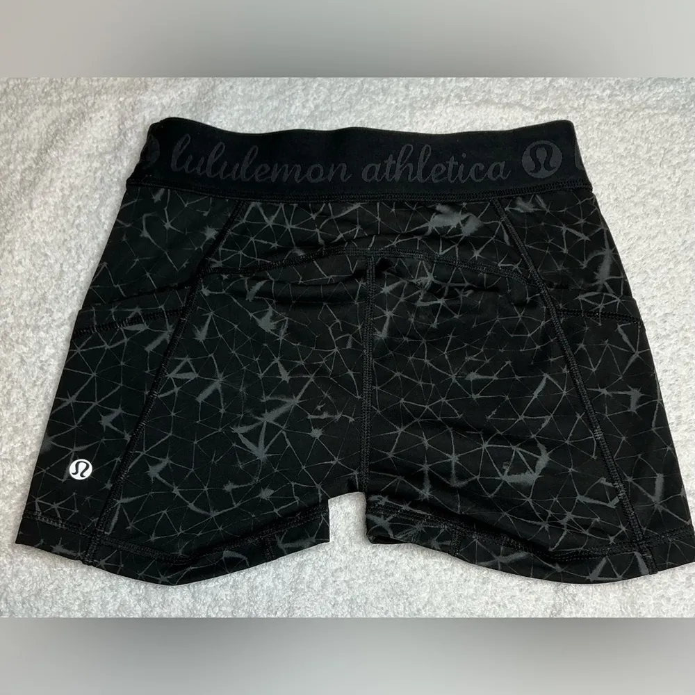 Lululemon Tight Stuff Short 4" - Black Geometric Print - Size [2 - Image 2