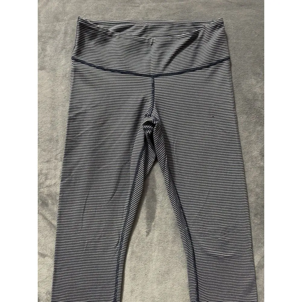 Lululemon  Women's Wunder Under Pant Super Stripe Cadet Blue‎ White Size 6 - Image 2